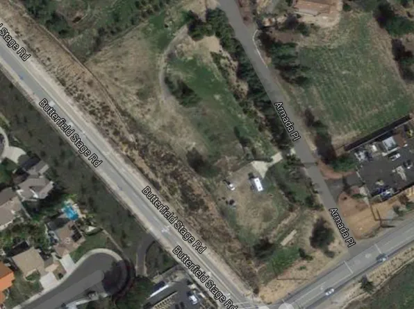 41351 Armada Dr, Temecula, CA 92591