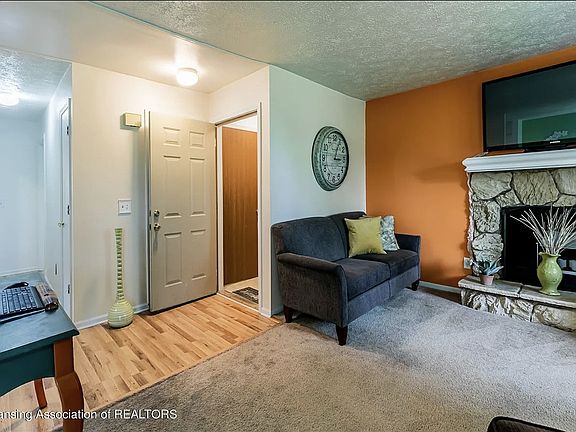 4th image of 907 Registry Dr APT 126A