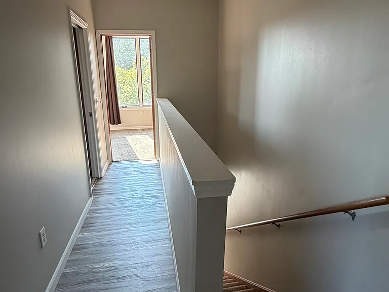 3rd floor hallway (both bedrooms and full bath are on the 3rd level)