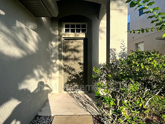 3rd image of 7843 Foxgrove Dr
