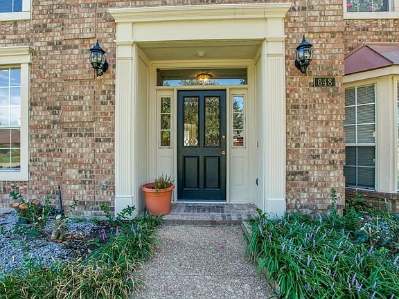 3rd image of 648 Mossycup Oak Dr