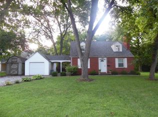 7500 Ridge Ln, Belleville, IL 62223