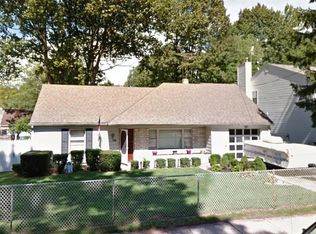 140 Warwick St, Iselin, NJ 08830