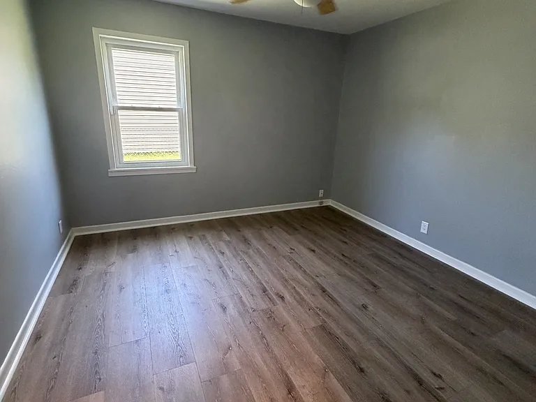 2807 W Chicago Ave — Photo 12