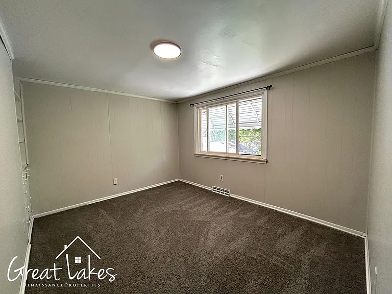20461 Kingsville St — Photo 16