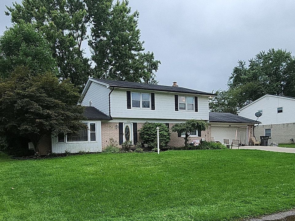 16280 Andover Dr Clinton Township MI 48035 Zillow