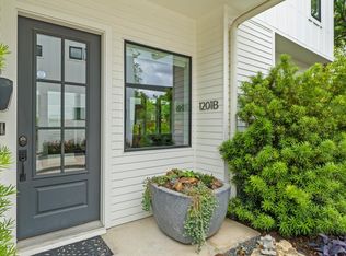 1201 W 39th 1/2 St #B, Austin, TX 78756