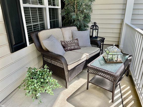 5th image of 411 Kilgore Farms Cir