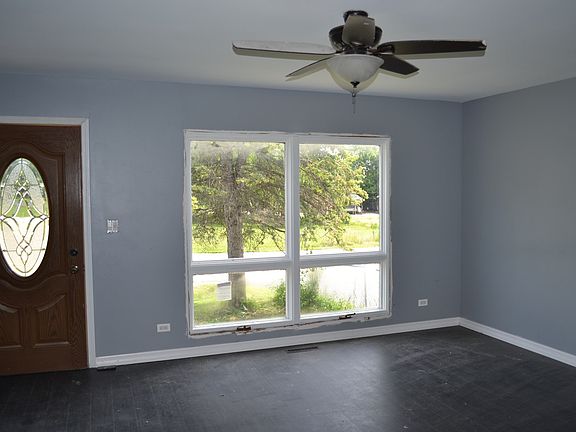 2nd image of 1222 Beverly Dr