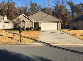 9900 Merlot Ln, North Little Rock, AR 72118