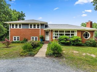 1371 Rock Castle Rd, Goochland, VA 23063