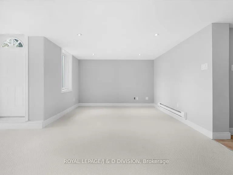 73 Astley Ave — Photo 30