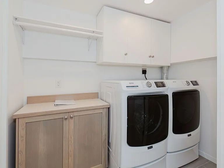 15550 Broom St NE — Photo 33