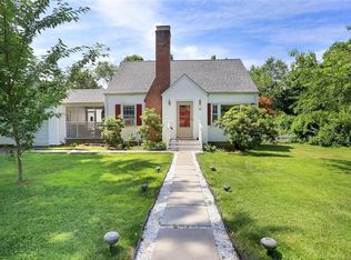 18 Laurel St, Trumbull, CT 06611