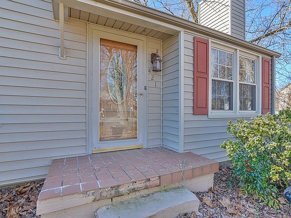 2nd image of 108 Sylvan Way