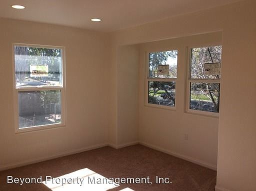 4th image of 445 W 10th Ave #2
