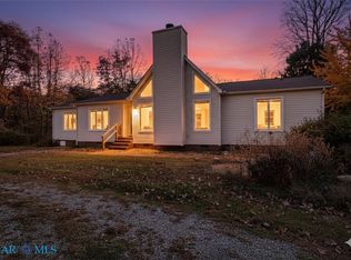 6556 Joyners Ln, Gloucester, VA 23061