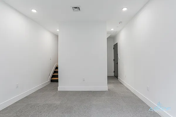 Rented by Reside New York | media 3