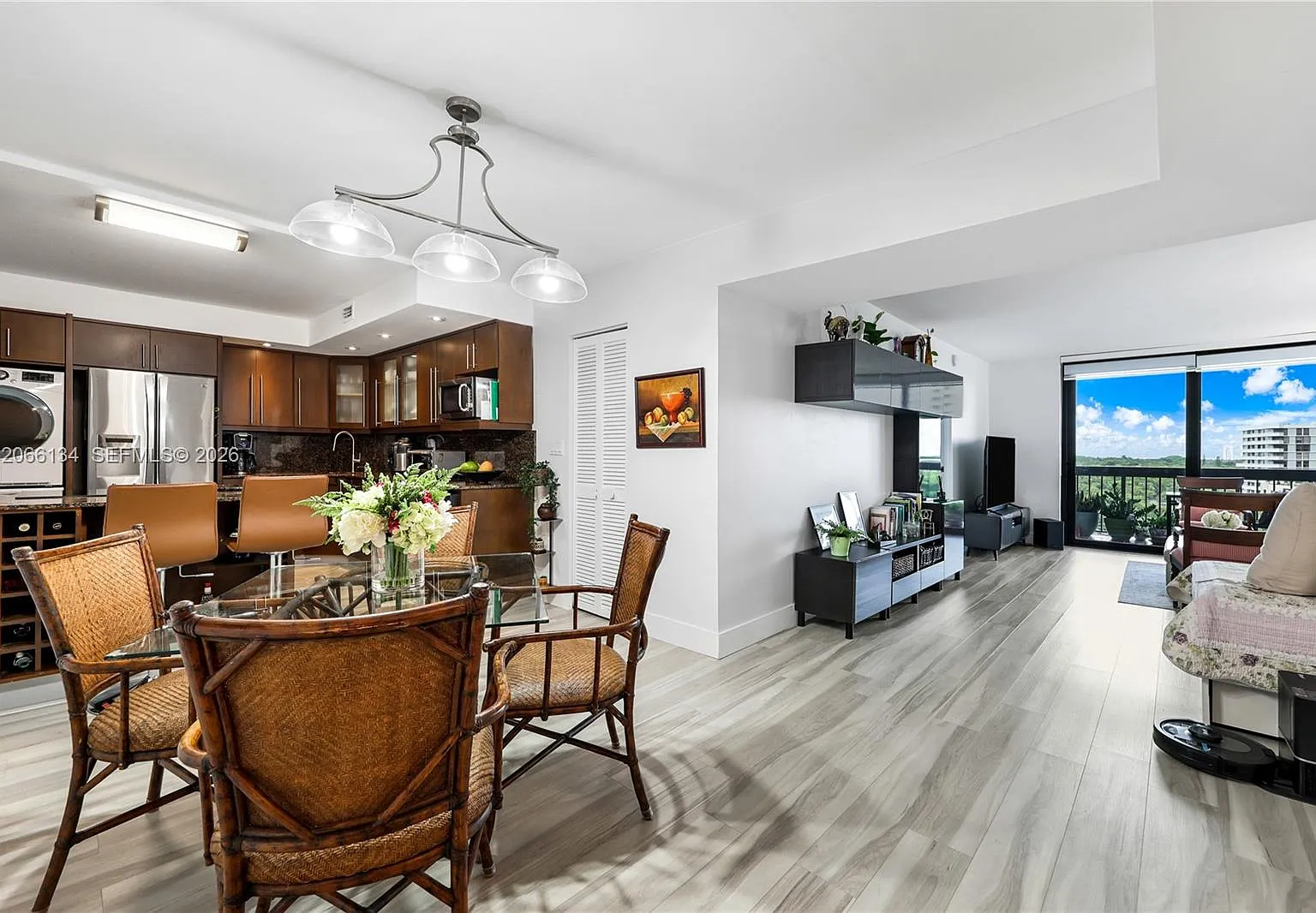 Brickell Bay Club Condo — Photo 1