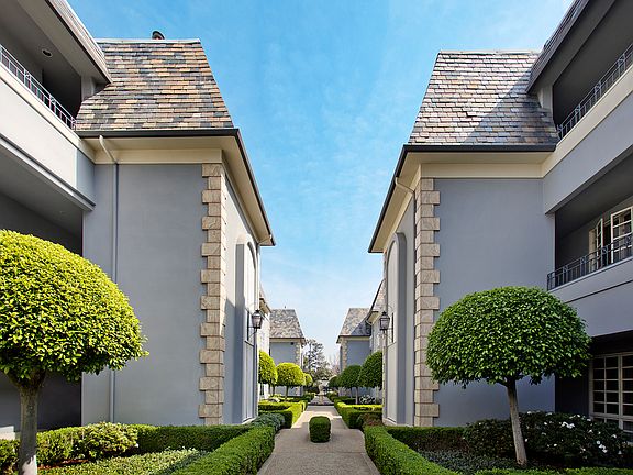 5th image of 517 S Orange Grove Blvd APT 300
