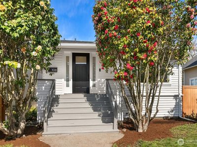 108 NE 50th Street, Seattle, WA, 98105