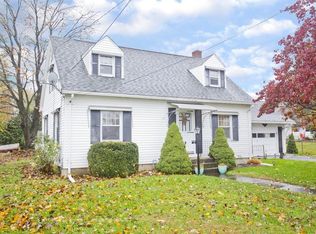 15 Riverside Dr, Westfield, MA 01085