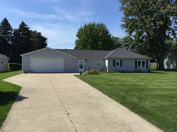 304 Renshar Dr photo 1