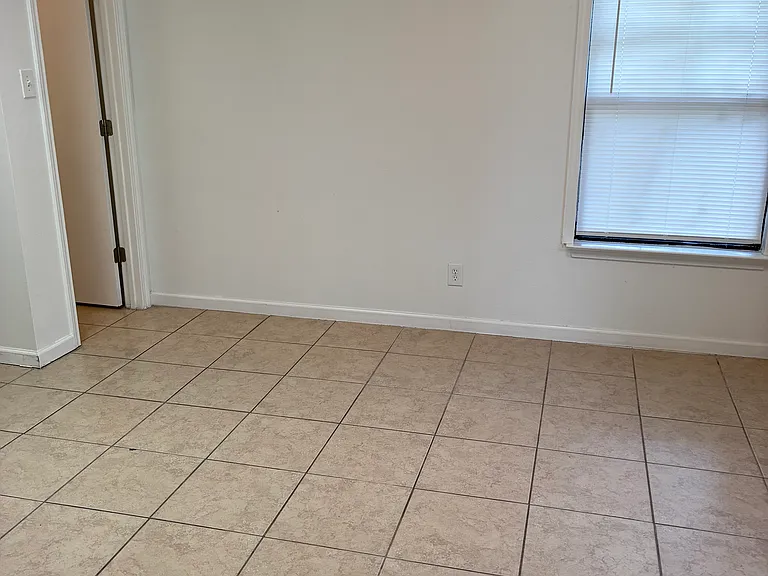 5510 Roanwood — Photo 6