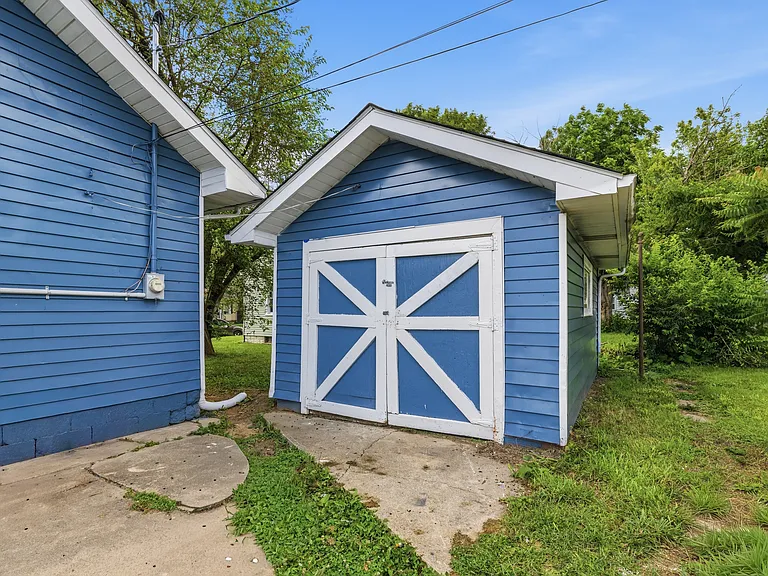 2446 Morton St — Photo 20