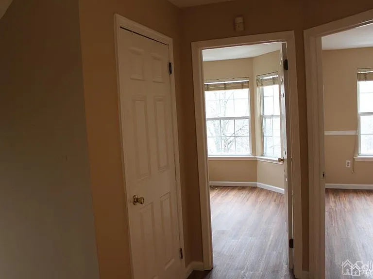 240 Hidden Woods Ct — Photo 19