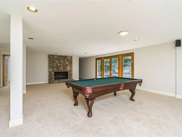 565 River Chase Point — Photo 20