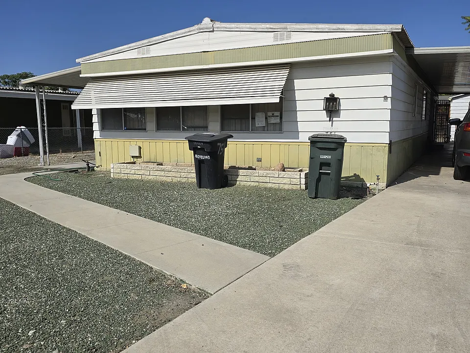 751 Neal Way