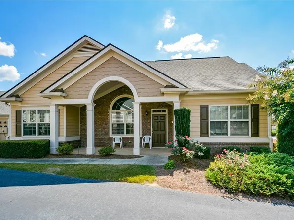 219 Orchards Cir, Woodstock, GA 30188