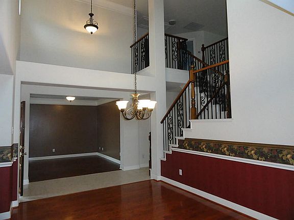 3rd image of 1778 Lakeside Enclave Dr