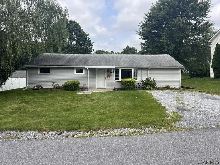 138 Work Dr — Photo 2