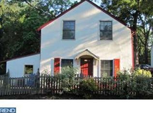 903 S Park Ave, Audubon, PA 19403