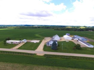 4390 N Cockrell Rd, Freeport, IL 61032