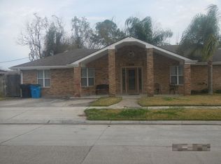 2100 Kenneth Dr, Violet, LA 70092