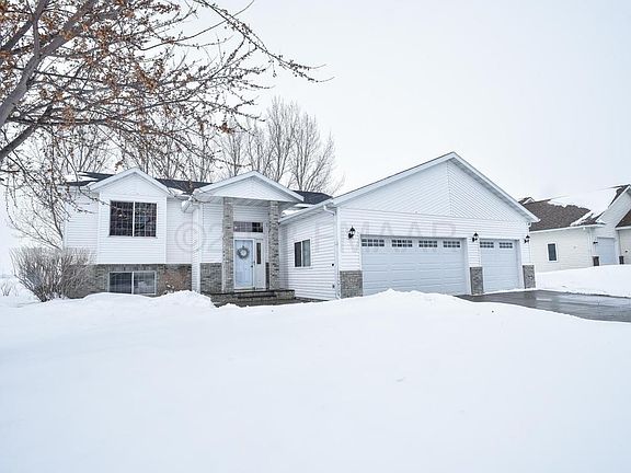 2nd image of 522 Westwynd Dr