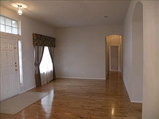 3rd image of 2117 Silver Leaf Dr
