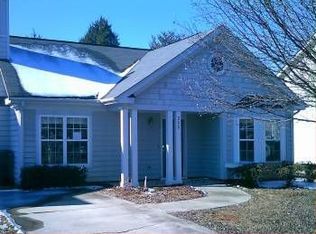 220 Indian Paint Brush Dr, Mooresville, NC 28115