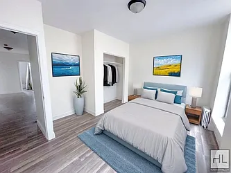 1121 Broadway, #2A