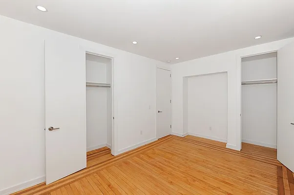 Rented by Aether Property Group | media 27