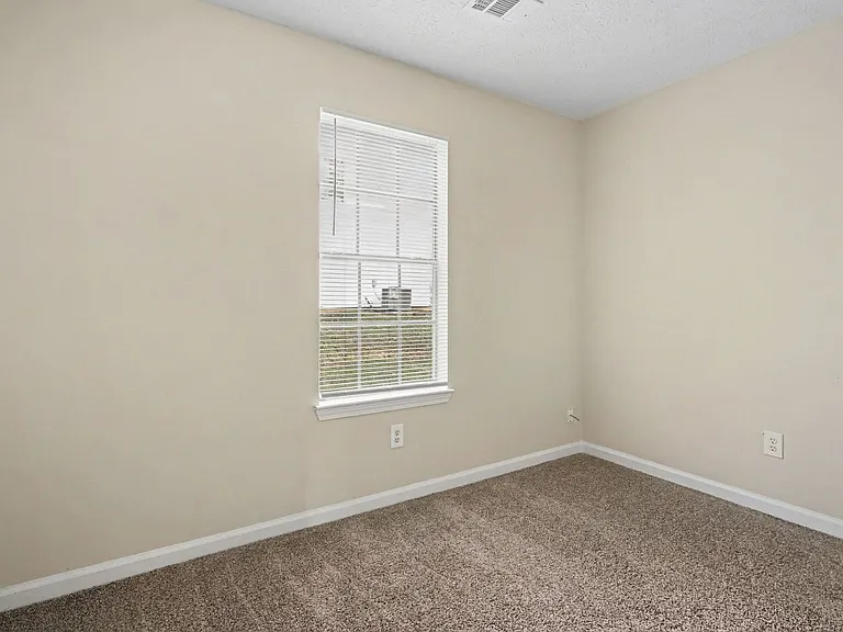 3787 River Ridge Ct — Photo 8
