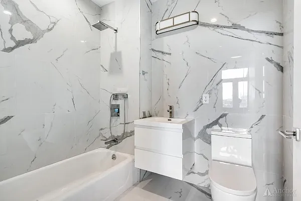 Rented by Anchor Associates | media 10