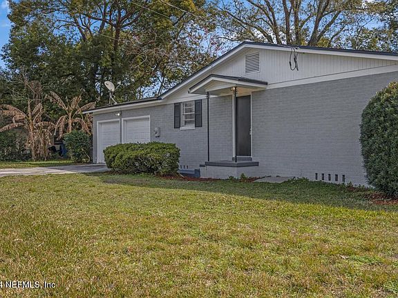 4th image of 2308 COURTNEY Drive