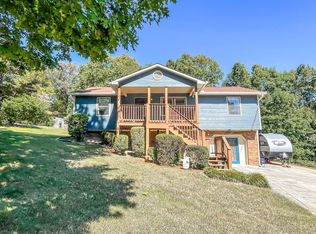 383 Diamond Dr, Chickamauga, GA 30707