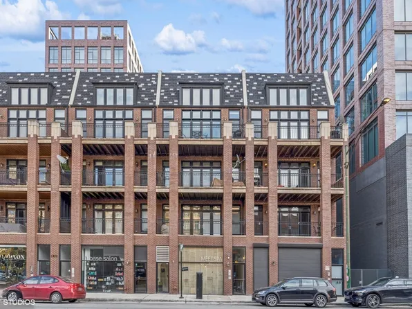 29 N Morgan St #Penthouse, Chicago, IL 60607