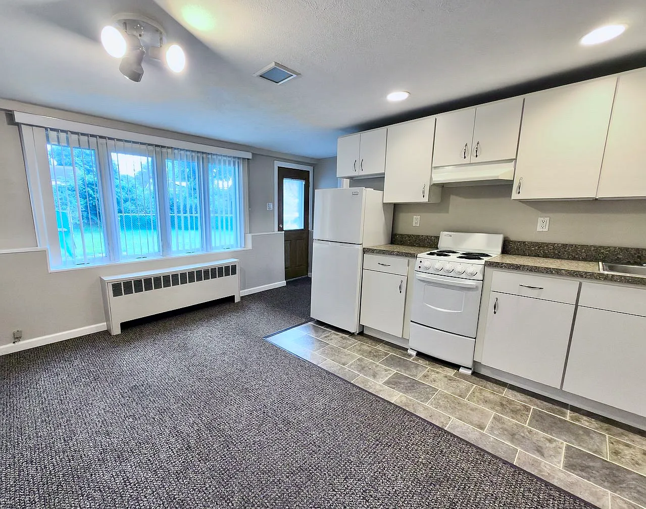1 bed, $2,299 — Photo 1