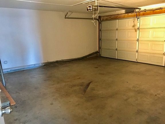 2 Car Garage